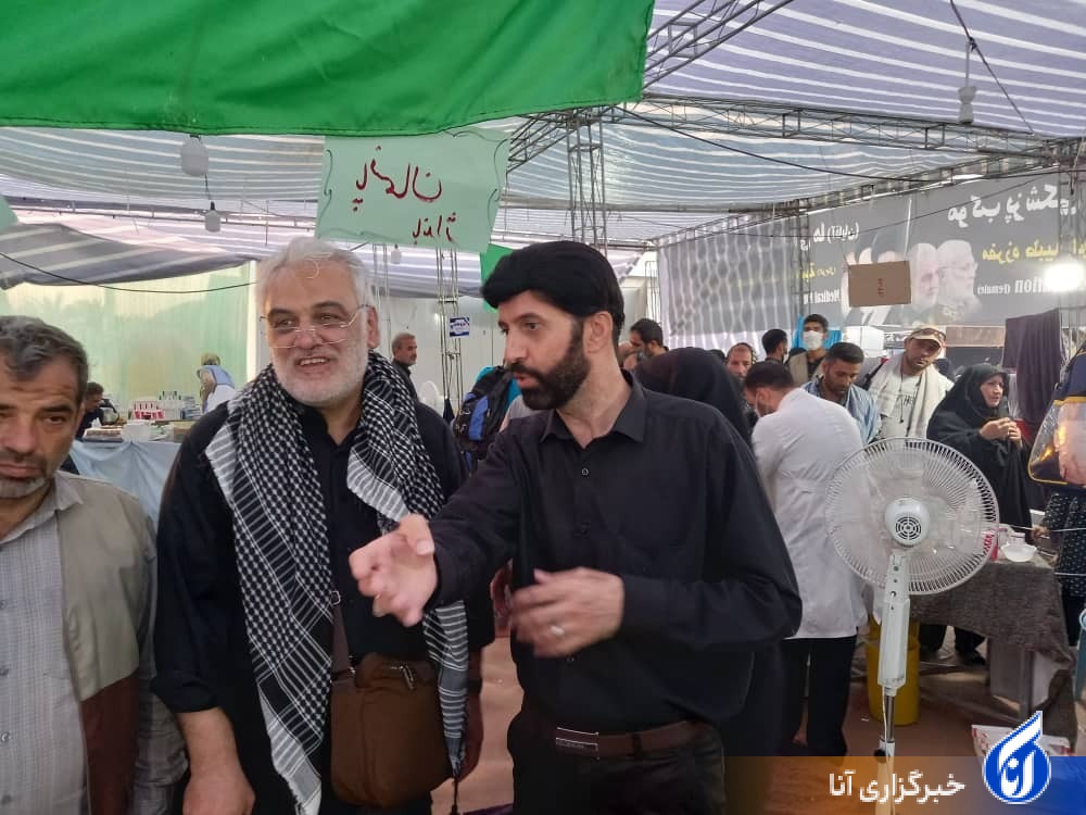 حضور رئیس دانشگاه آزاد اسلامی در راهپیمایی منتظران ظهور قم+عکس